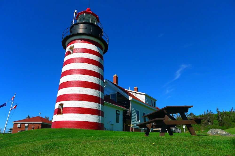 10 Must-See Lighthouses in New England