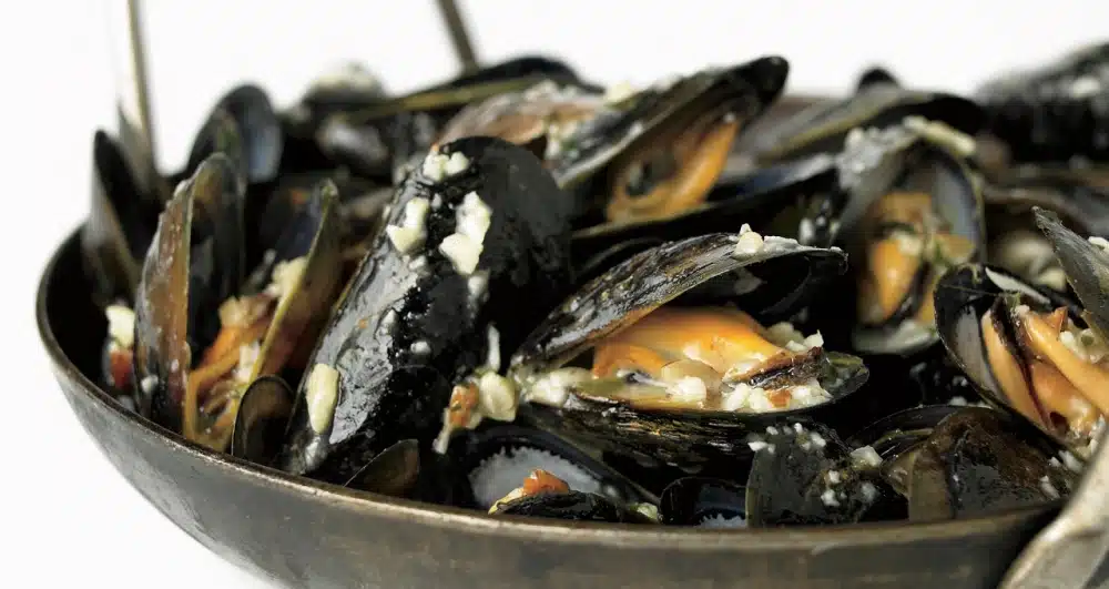 mussels with garlic