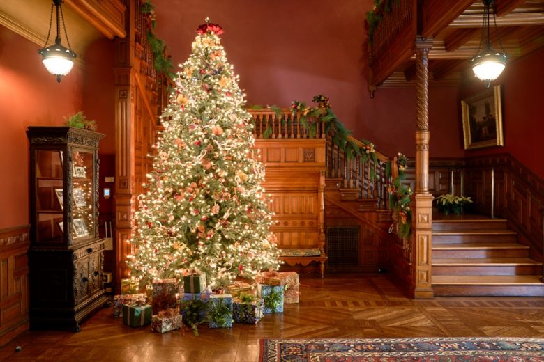 historic holiday home tours