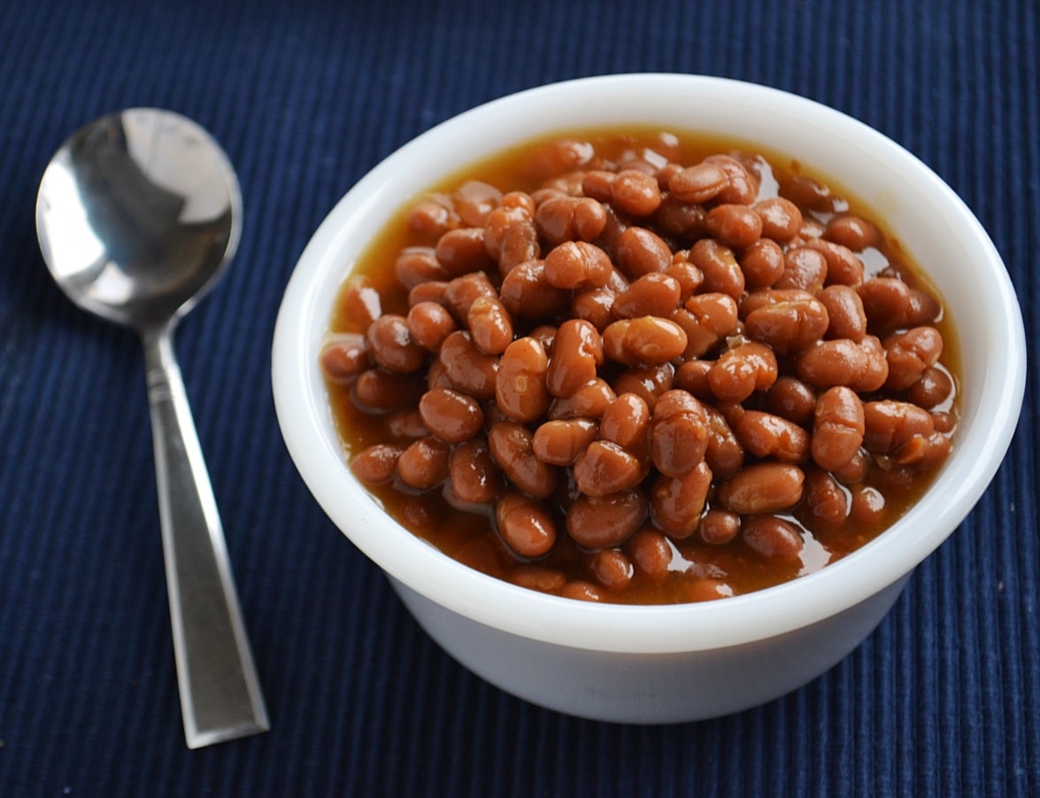 Old-fashioned baked beans