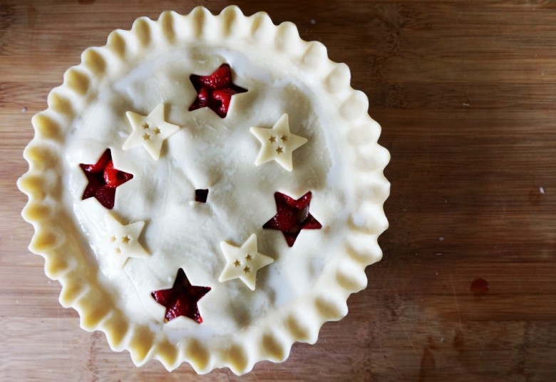 how to make raspberry rhubarb pie