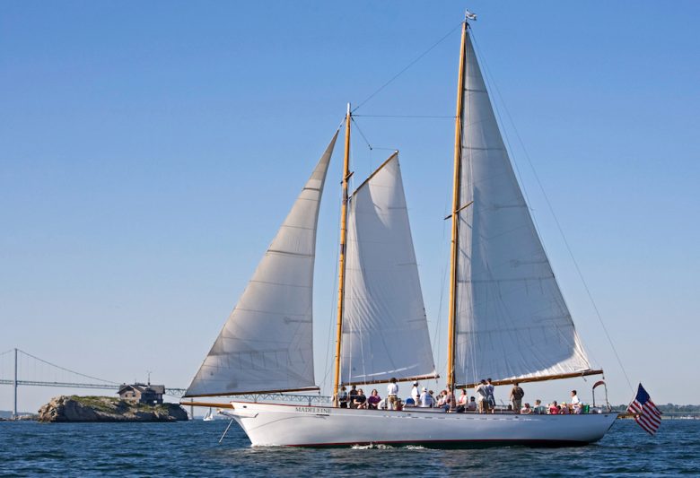 sailboat rides in newport rhode island