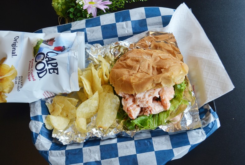 Sanders Fish Market | Where to Find a Good Lobster Roll in Portsmouth, NH