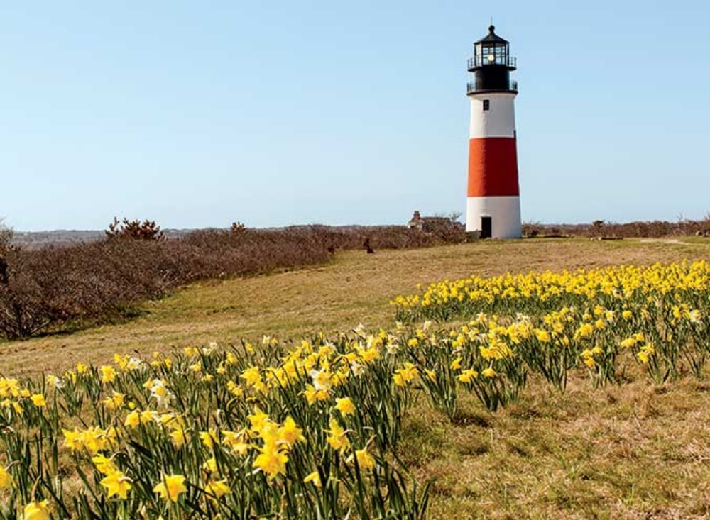10 Must-See Lighthouses in New England