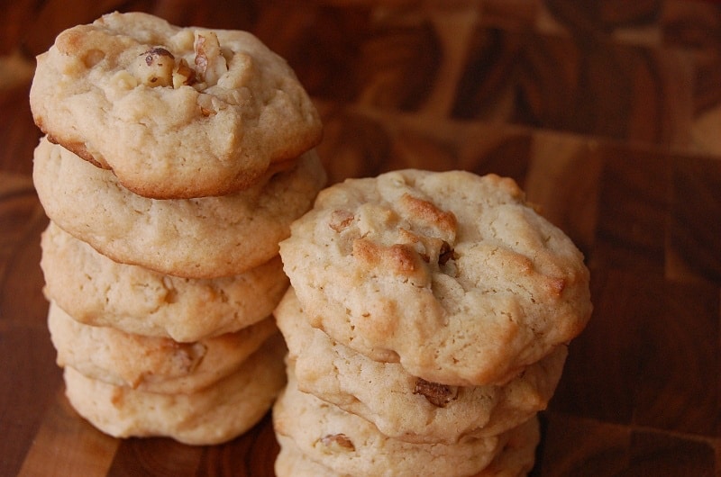 soft-maple-walnut-cookies-ast
