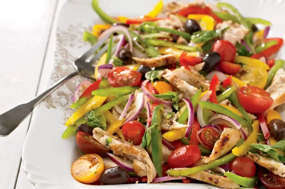 Spicy Grilled Chicken Salad with Peppers and Tomatoes