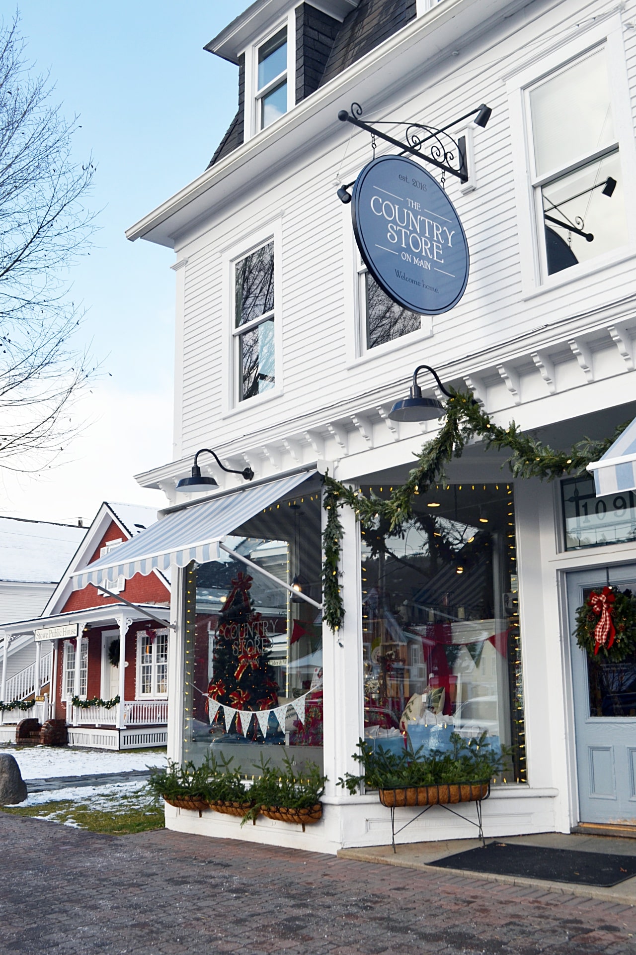 A Holiday Visit To Stowe, Vermont - New England Today