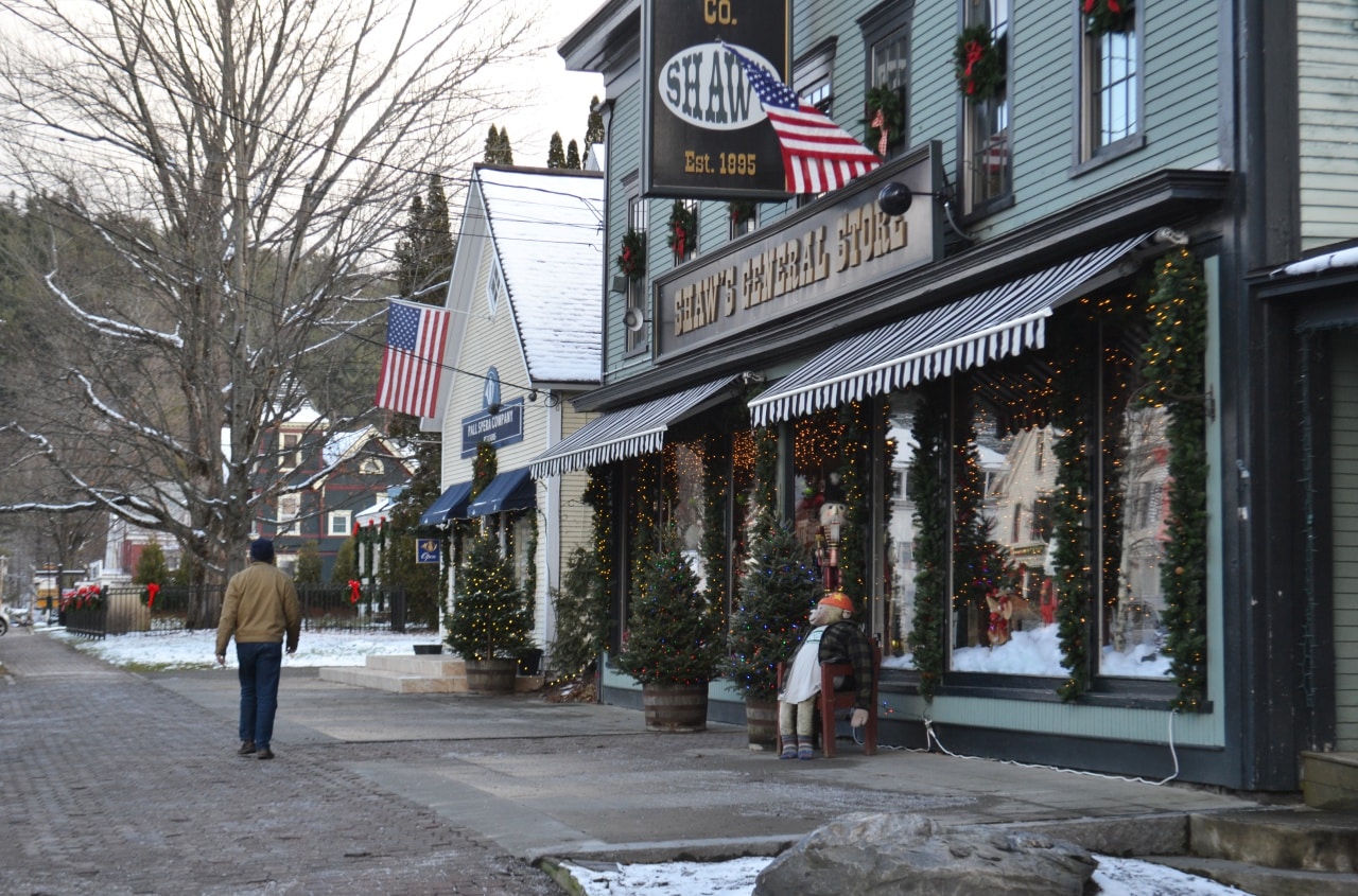 A Holiday Visit to Stowe, Vermont - New England Today