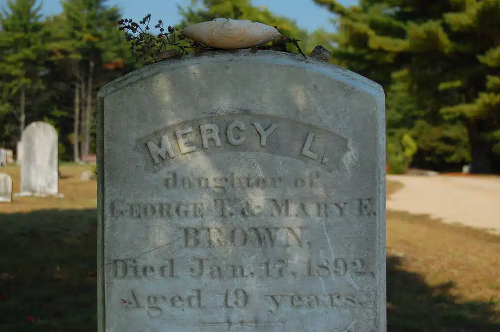 Vampire Mercy Brown | When Rhode Island Was "The Vampire Capital of America"